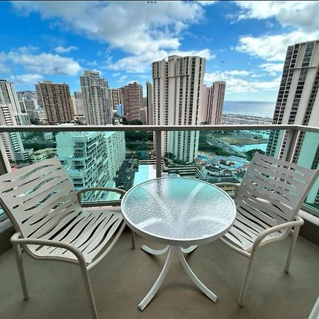 Ala Moana Hotel By Final Form Гонолулу Экстерьер фото